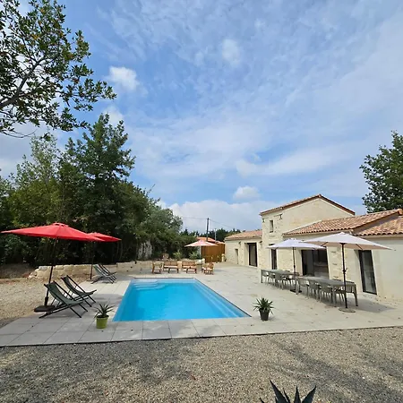 1904 - 18 Pers - 9 -piscine Valeyrac